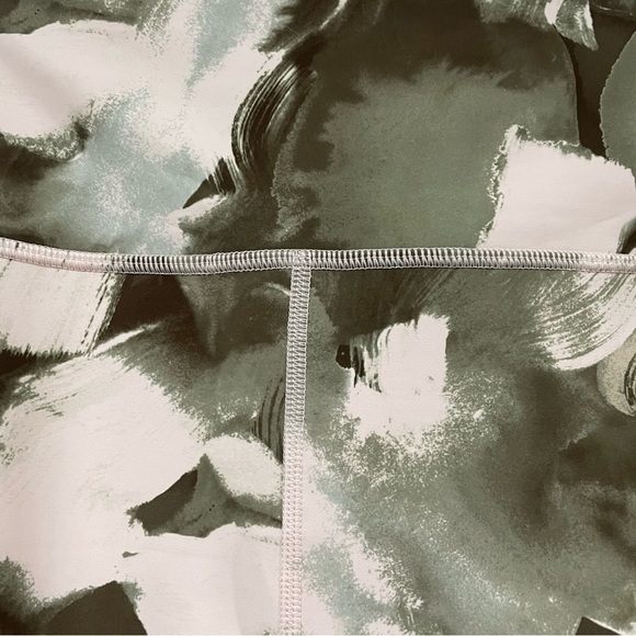 NWT Athleta Green Ultimate Stash II Capri Yoga Tights Leggings Size 3X - Picture 9 of 10